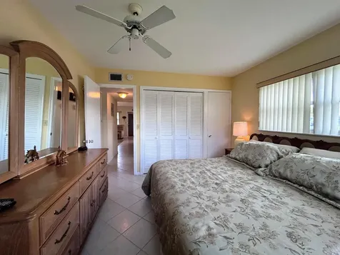 600 Horizons Boynton Beach FL 33435
