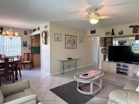 600 Horizons Boynton Beach FL 33435