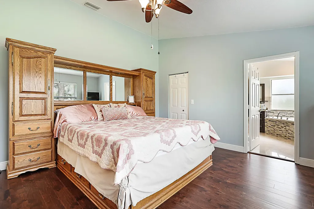 8753 SE Riverfront Terrace Jupiter FL 33469