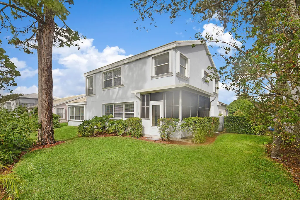 8753 SE Riverfront Terrace Jupiter FL 33469