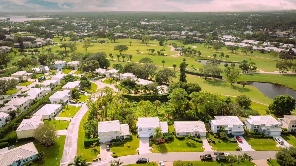 8753 SE Riverfront Terrace Jupiter FL 33469
