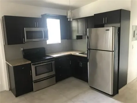 725 S 20th Avenue Hollywood FL 33020