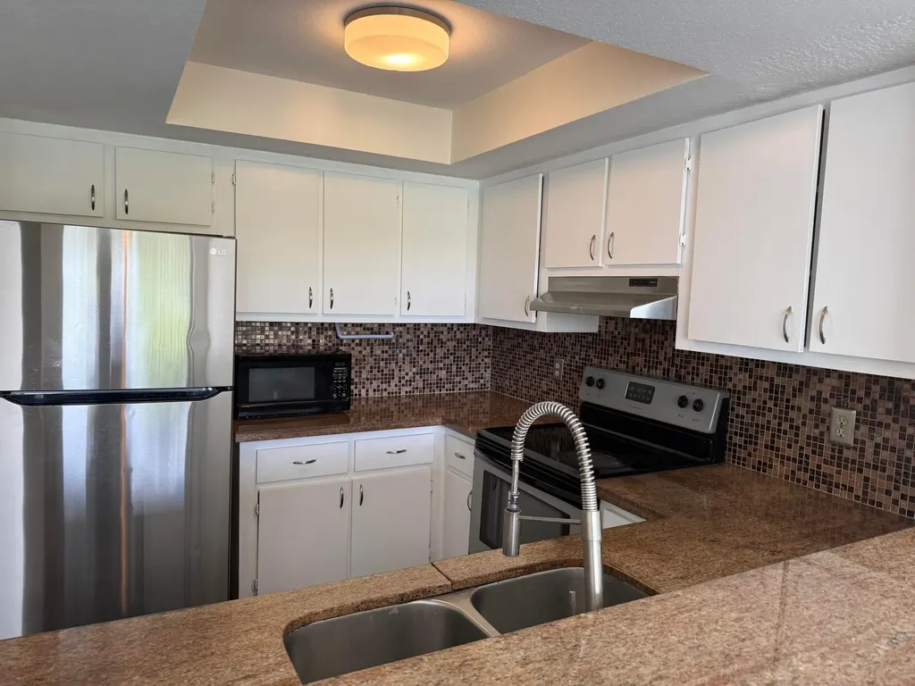 9500 SW 3rd Street Boca Raton FL 33428