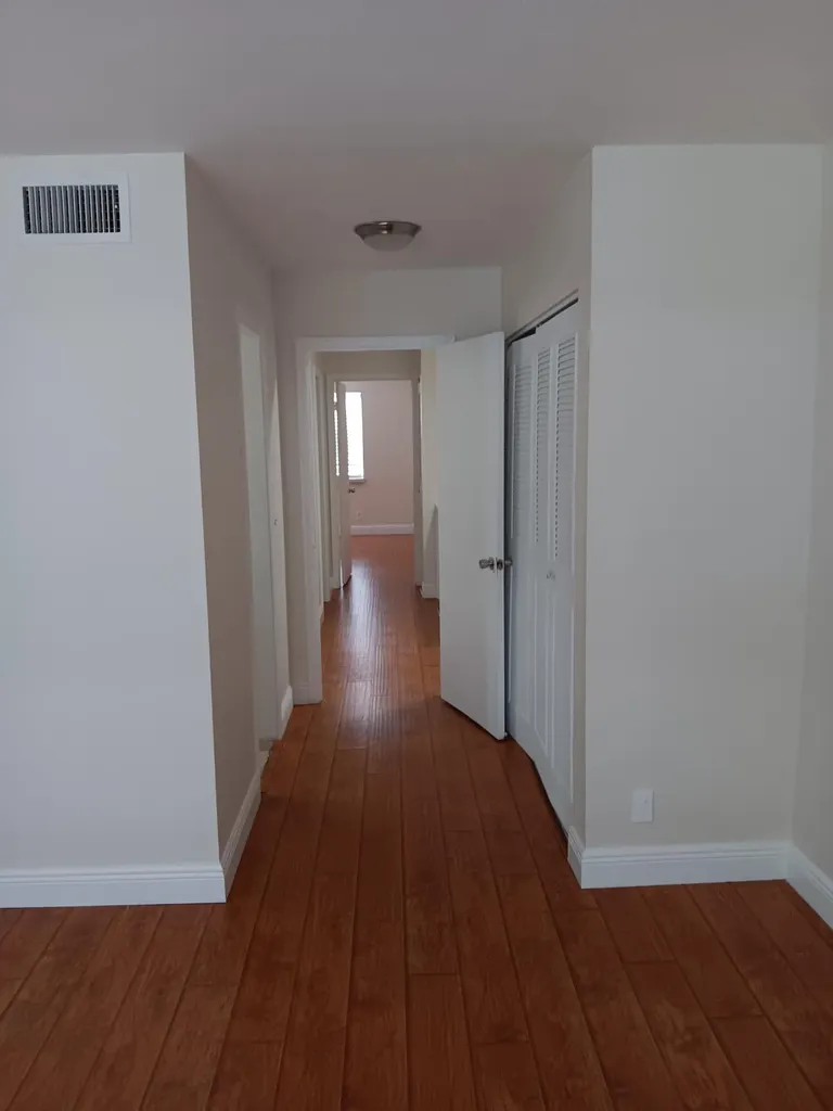 9500 SW 3rd Street Boca Raton FL 33428