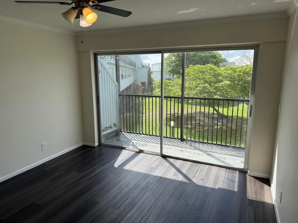 9500 SW 3rd Street Boca Raton FL 33428