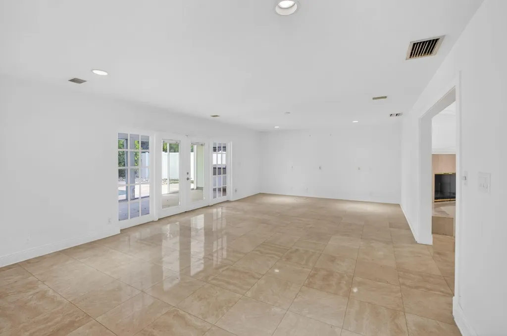 8044 Twin Lake Drive Boca Raton FL 33496