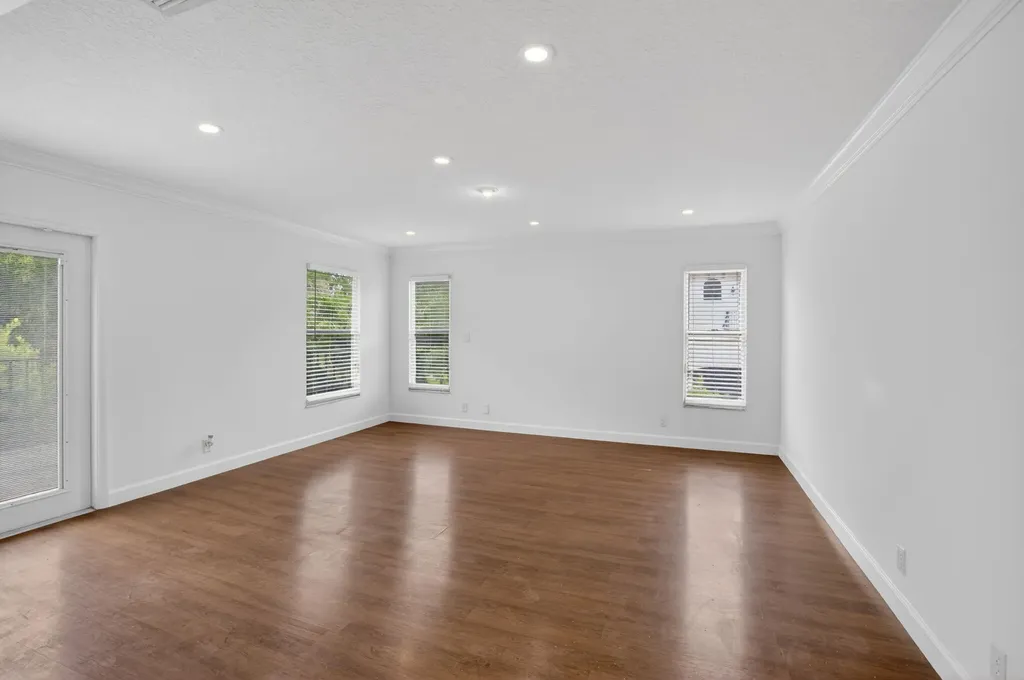 8044 Twin Lake Drive Boca Raton FL 33496