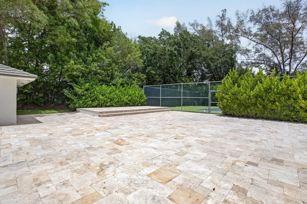 8044 Twin Lake Drive Boca Raton FL 33496