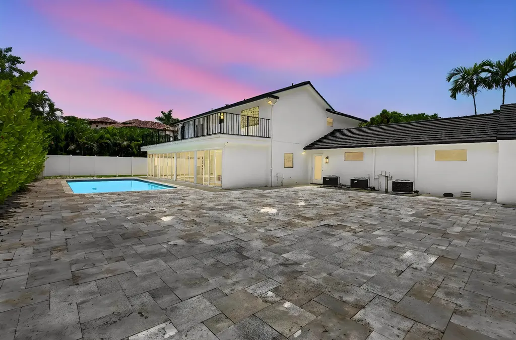 8044 Twin Lake Drive Boca Raton FL 33496
