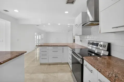 8044 Twin Lake Drive Boca Raton FL 33496