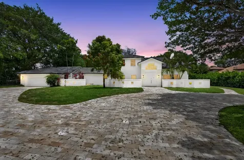 8044 Twin Lake Drive Boca Raton FL 33496