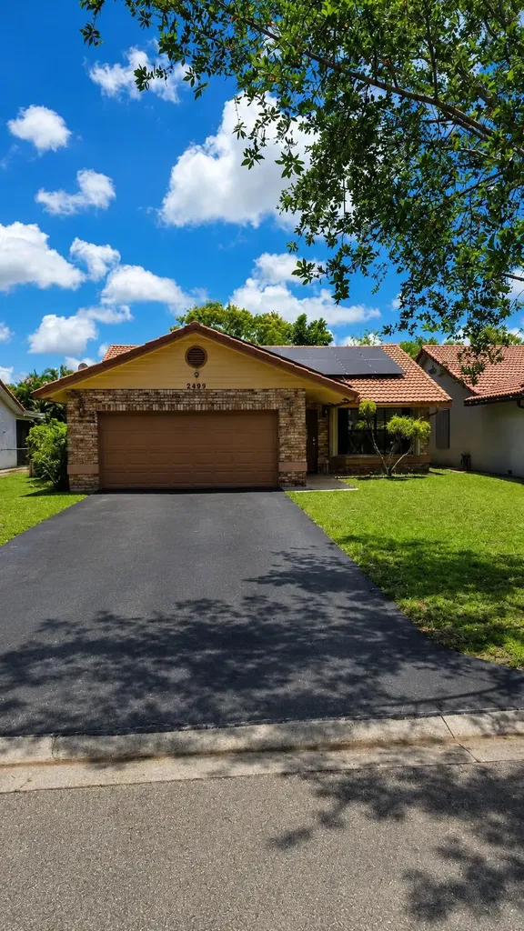 2499 NW 92nd Avenue Coral Springs FL 33065