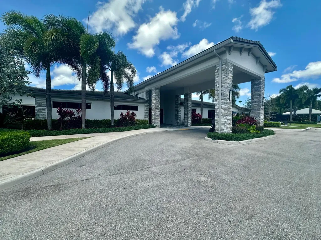 7036 Peters Lane Delray Beach FL 33446