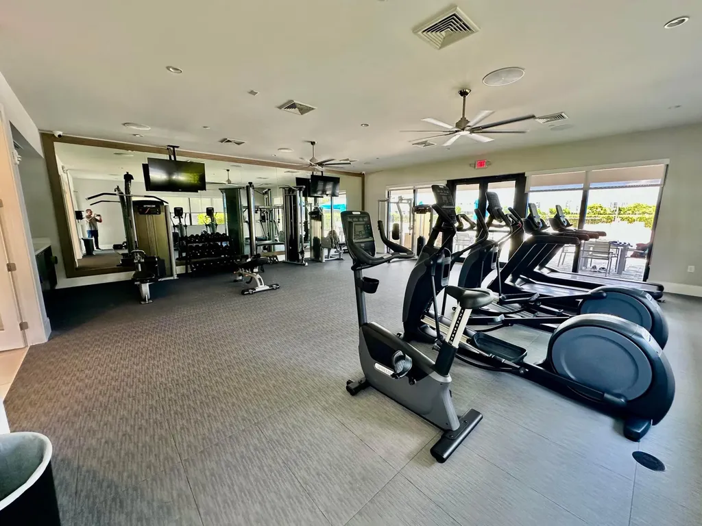 7036 Peters Lane Delray Beach FL 33446