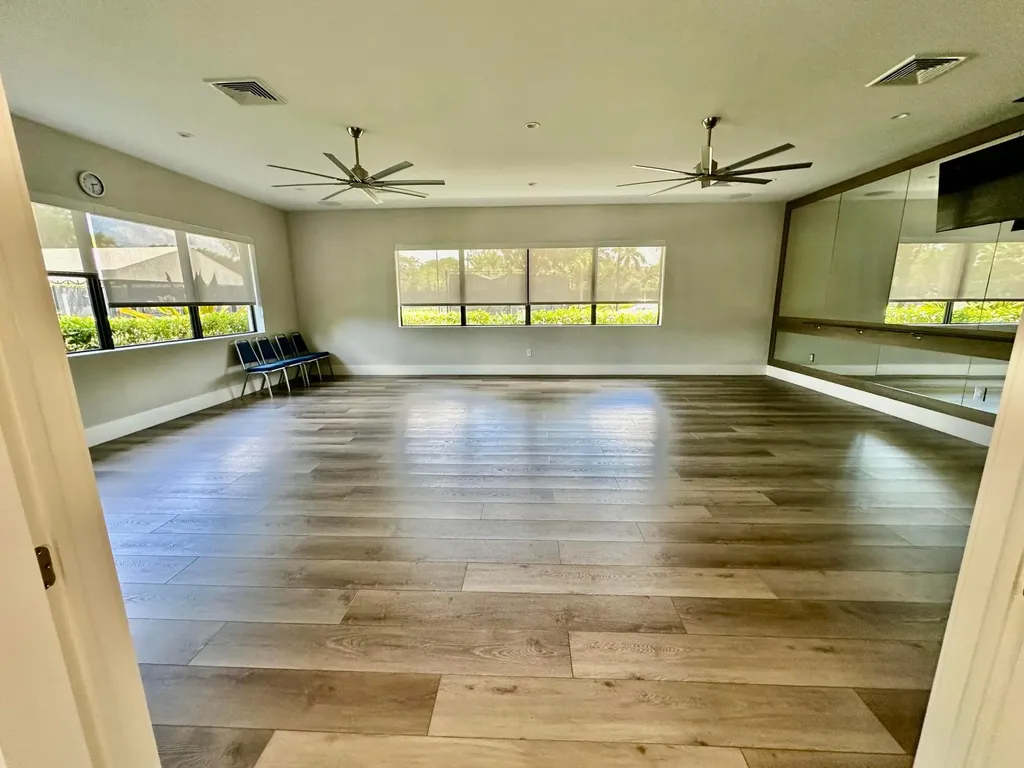 7036 Peters Lane Delray Beach FL 33446