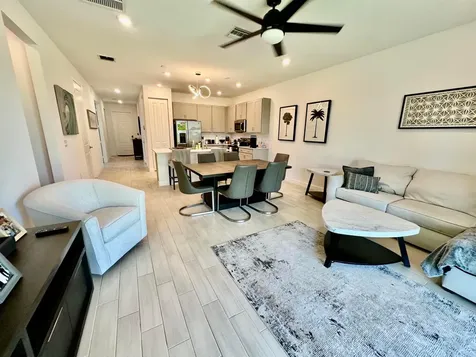 7036 Peters Lane Delray Beach FL 33446