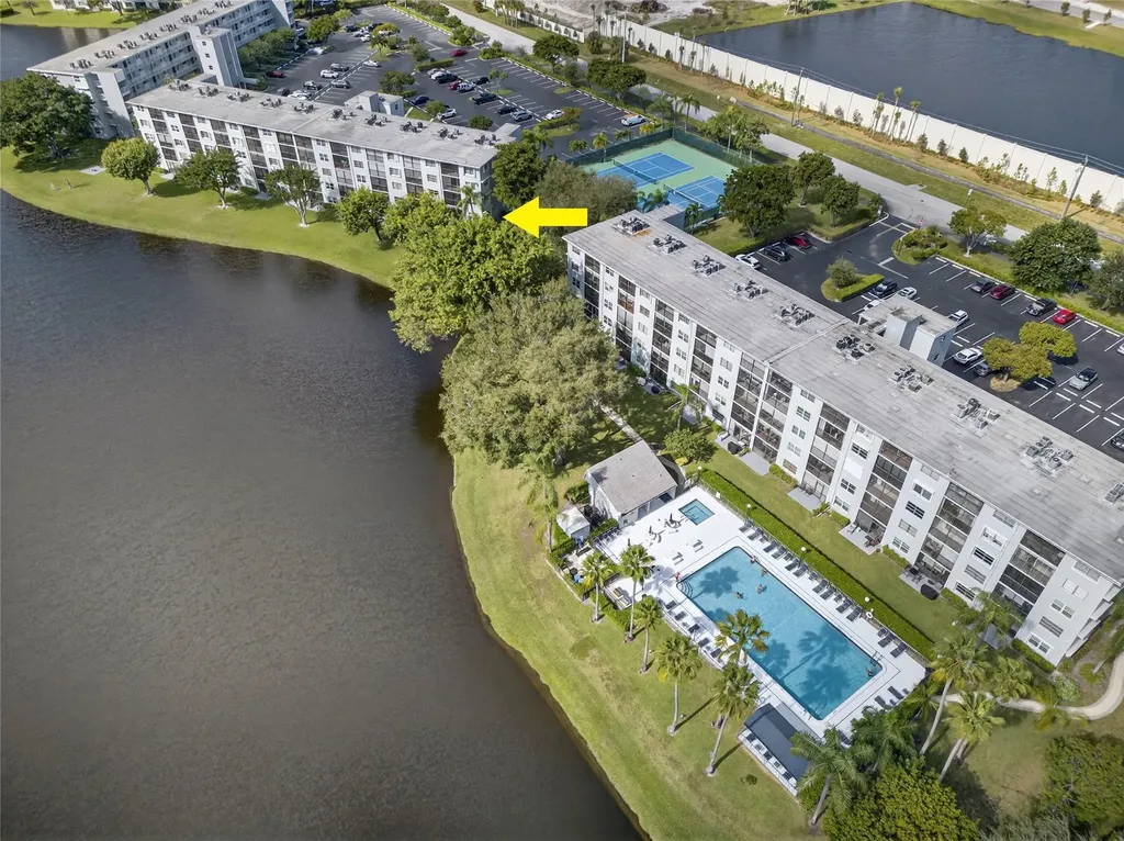 2222 N Cypress Bend Drive Pompano Beach FL 33069
