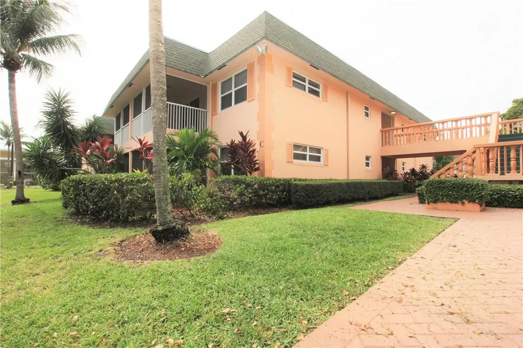 760 SE 2nd Avenue Deerfield Beach FL 33441