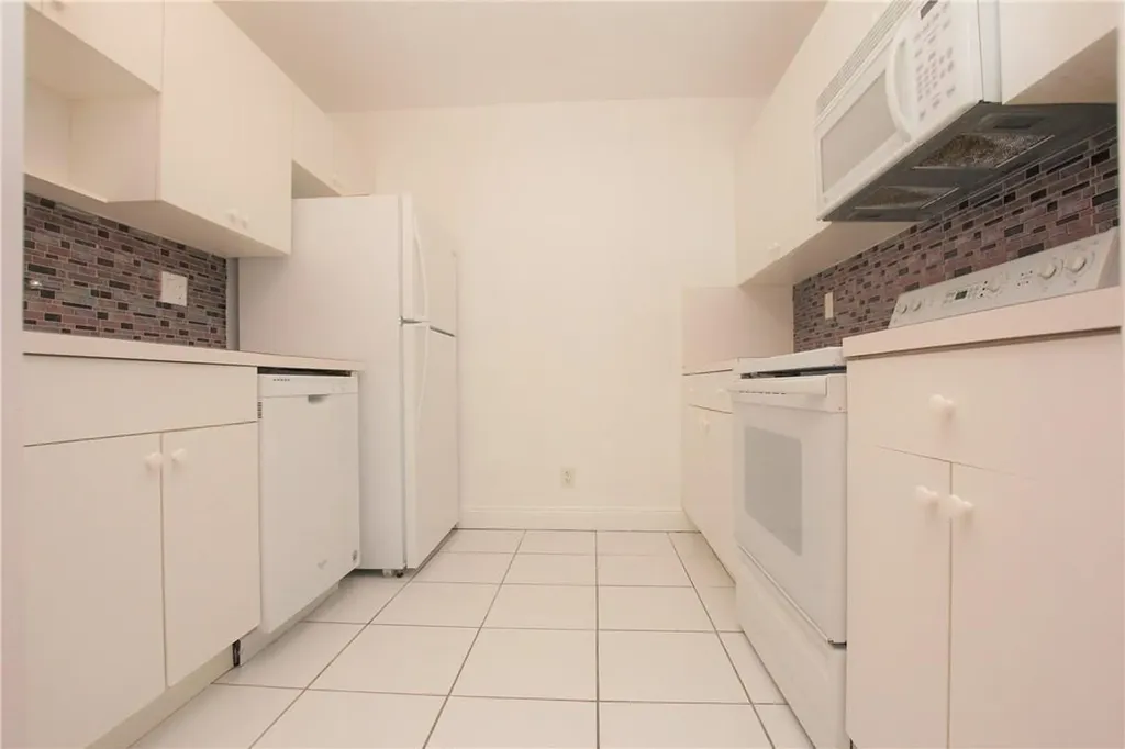 760 SE 2nd Avenue Deerfield Beach FL 33441
