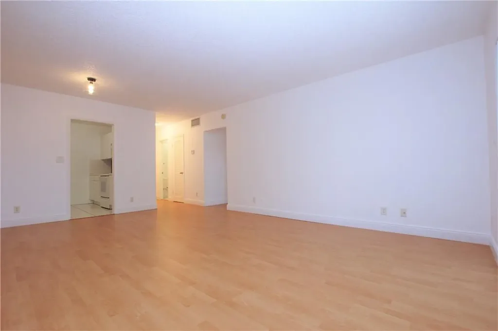 760 SE 2nd Avenue Deerfield Beach FL 33441