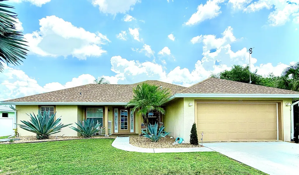 127 NW Avens Street Port St Lucie FL 34983