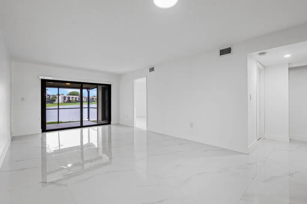 510 W Park Drive Miami FL 33172