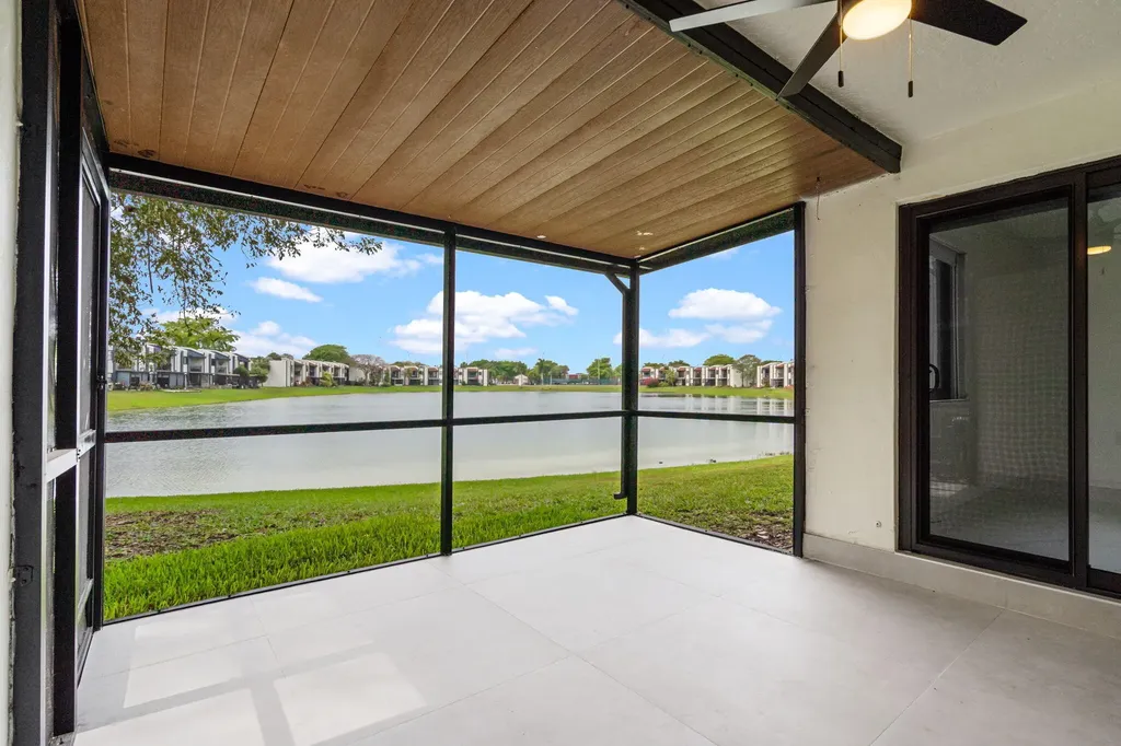 510 W Park Drive Miami FL 33172