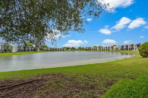 510 W Park Drive Miami FL 33172