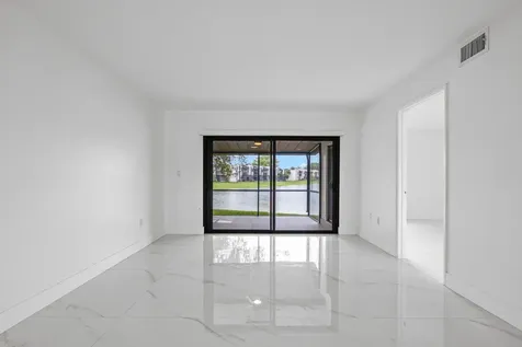 510 W Park Drive Miami FL 33172