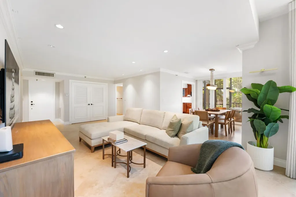 6895 Willow Wood Drive Boca Raton FL 33434