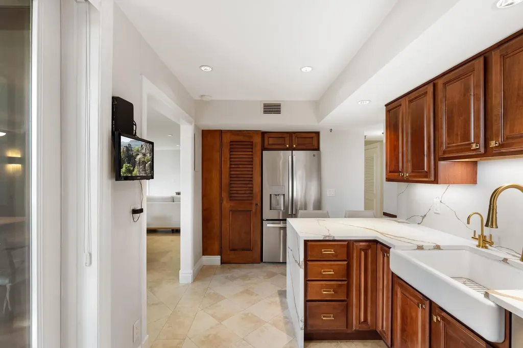 6895 Willow Wood Drive Boca Raton FL 33434