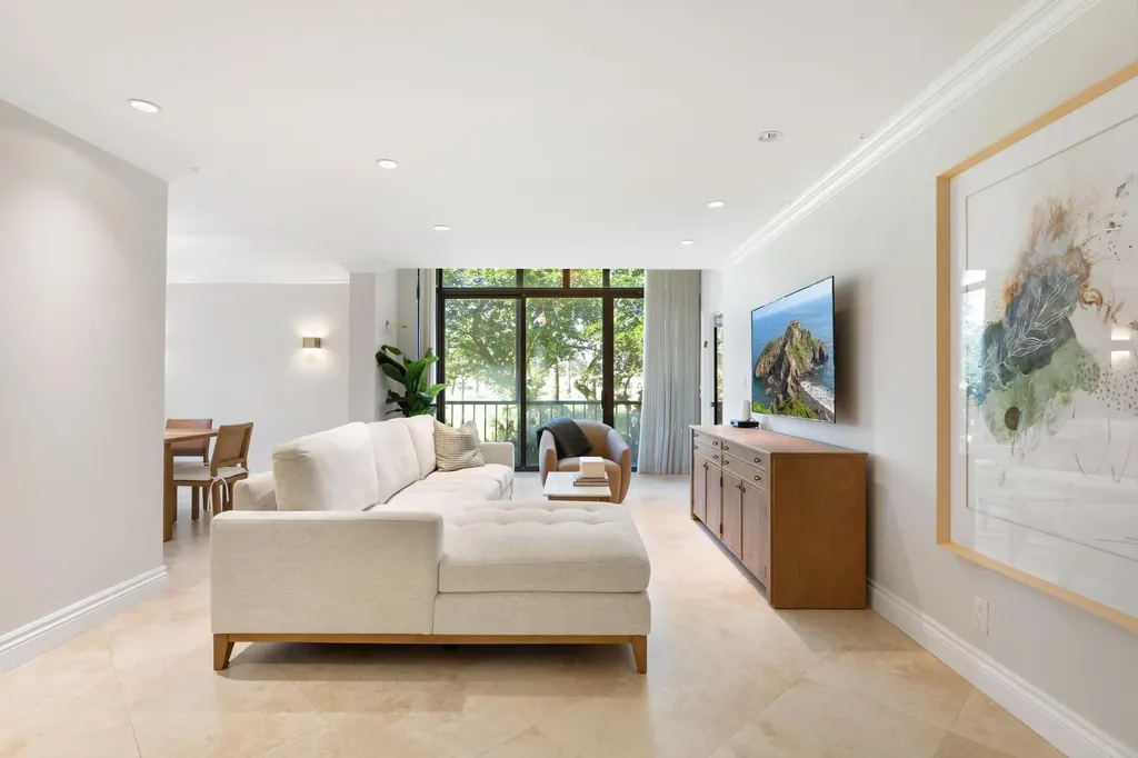 6895 Willow Wood Drive Boca Raton FL 33434