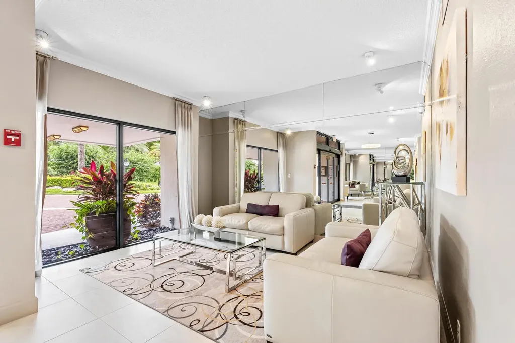 6895 Willow Wood Drive Boca Raton FL 33434