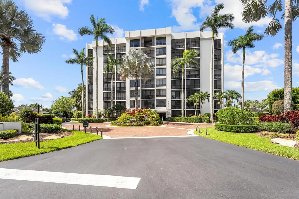 6895 Willow Wood Drive Boca Raton FL 33434