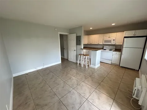 921 NE 17th Avenue Fort Lauderdale FL 33304