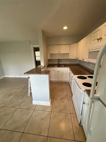 921 NE 17th Avenue Fort Lauderdale FL 33304