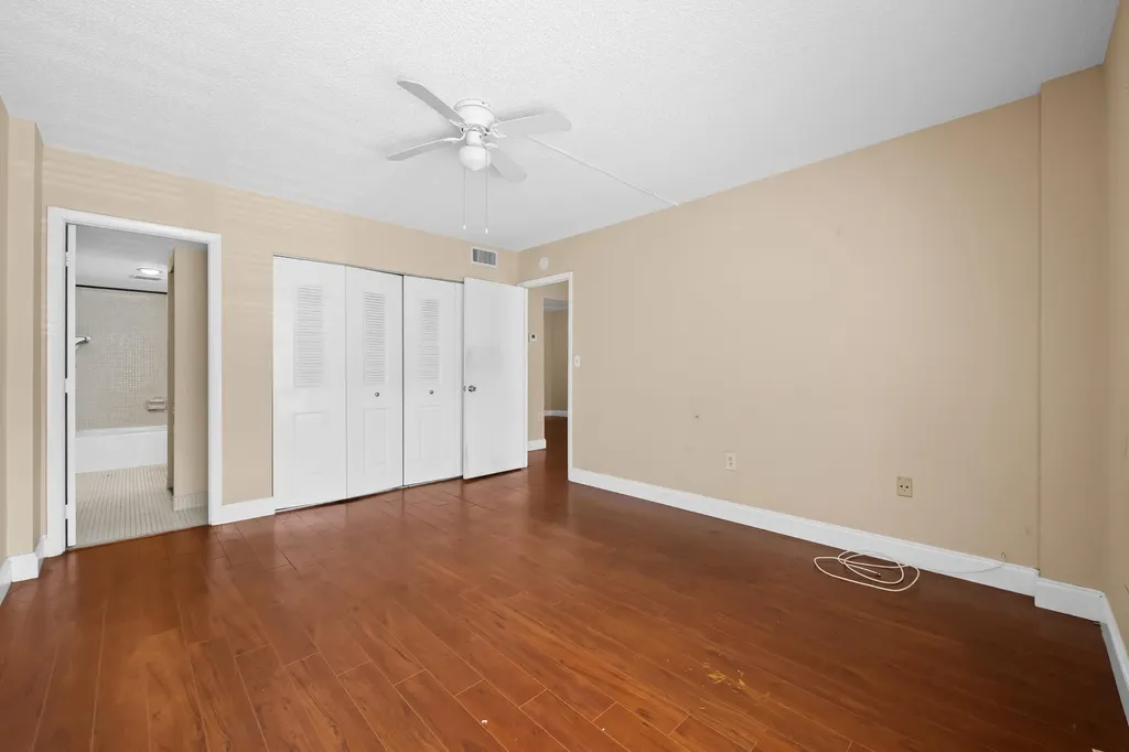 4156 Inverrary Drive Lauderhill FL 33319