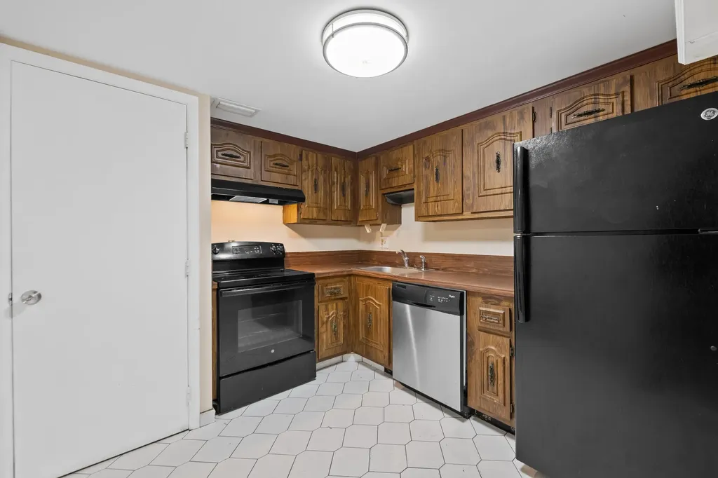 4156 Inverrary Drive Lauderhill FL 33319