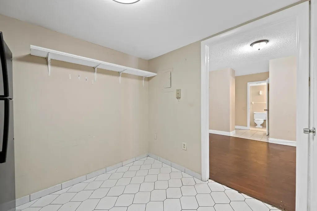 4156 Inverrary Drive Lauderhill FL 33319