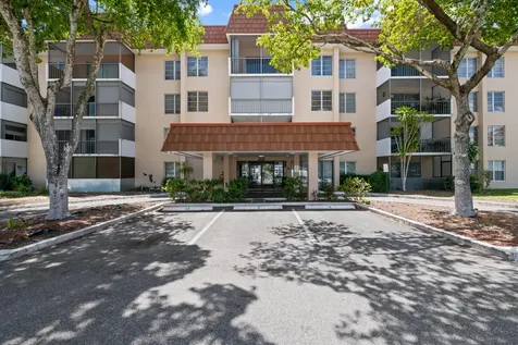 4156 Inverrary Drive Lauderhill FL 33319