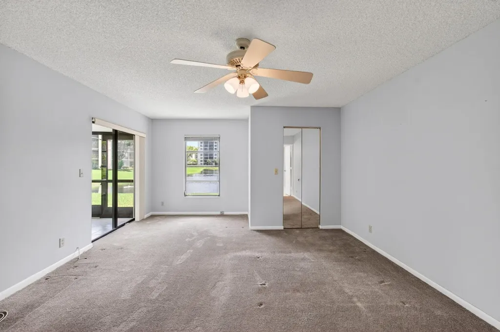 6655 Kensington Lane Delray Beach FL 33446