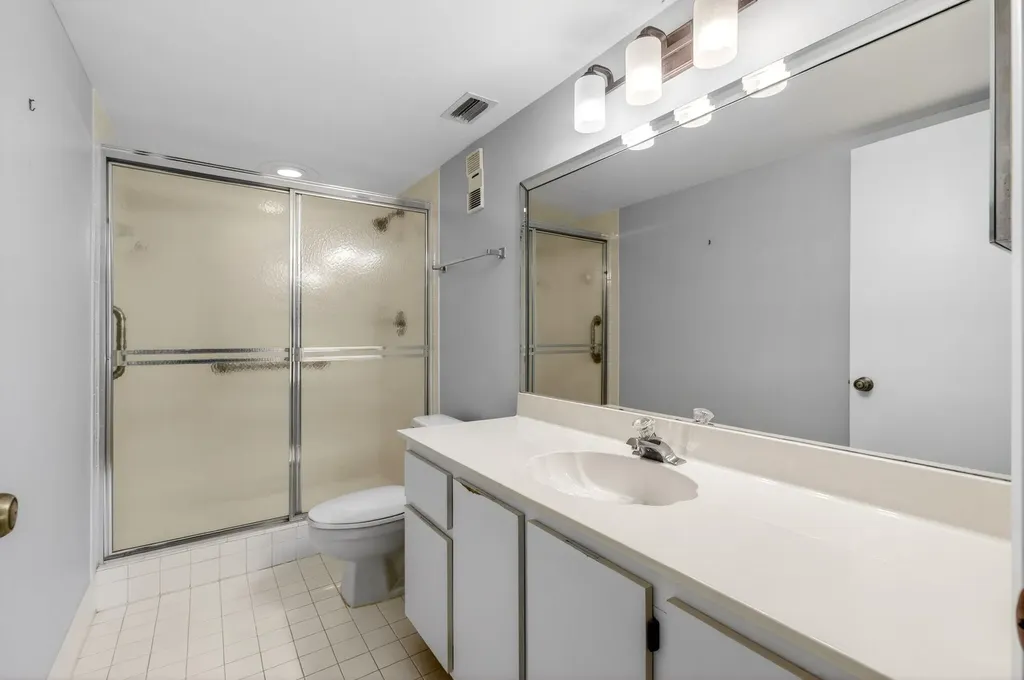 6655 Kensington Lane Delray Beach FL 33446
