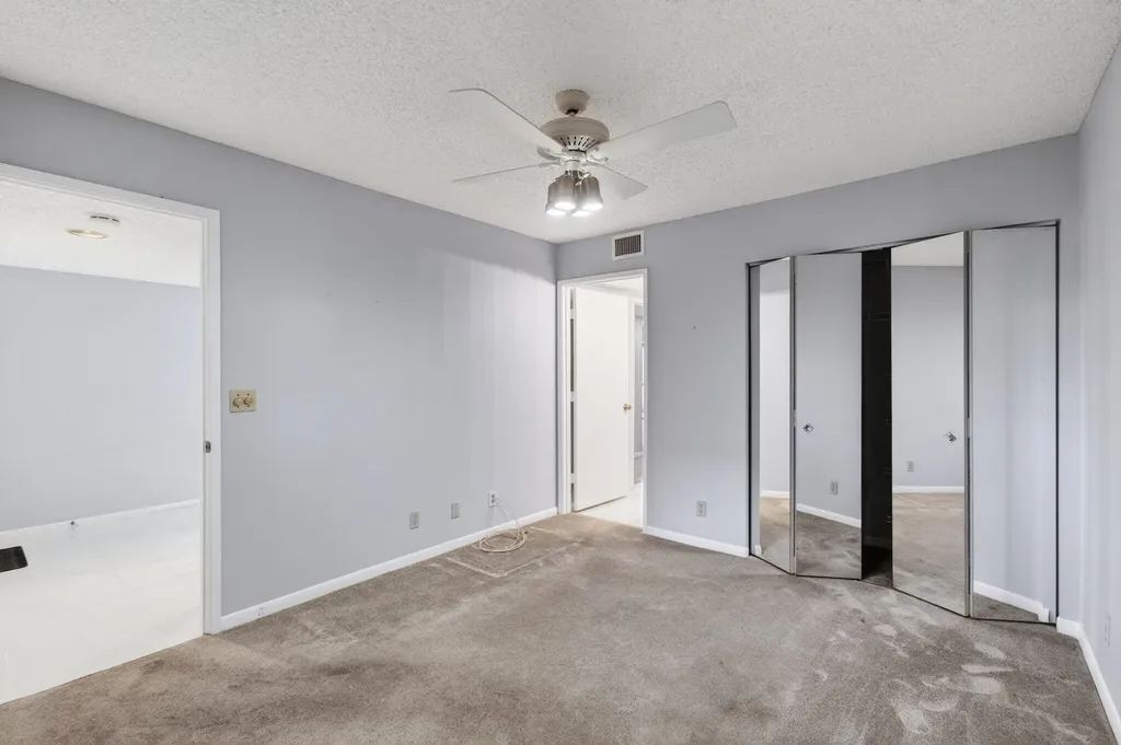6655 Kensington Lane Delray Beach FL 33446