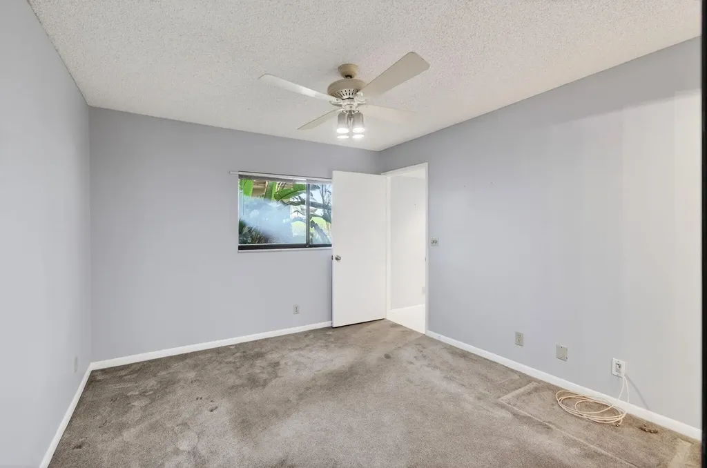 6655 Kensington Lane Delray Beach FL 33446