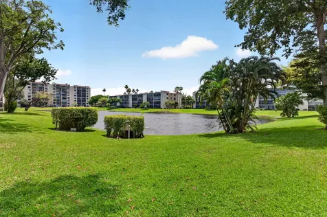 6655 Kensington Lane Delray Beach FL 33446