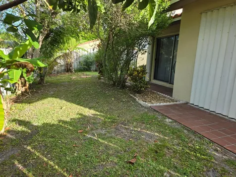 2835 Sand Pines Lake Worth FL 33462