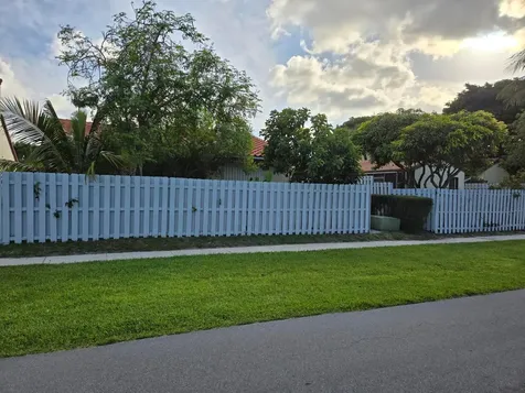 2835 Sand Pines Lake Worth FL 33462