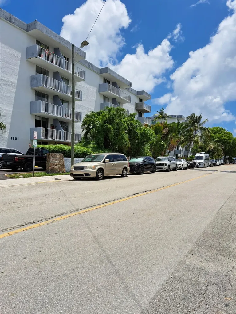 1801 S Treasure Drive North Bay Village FL 33141