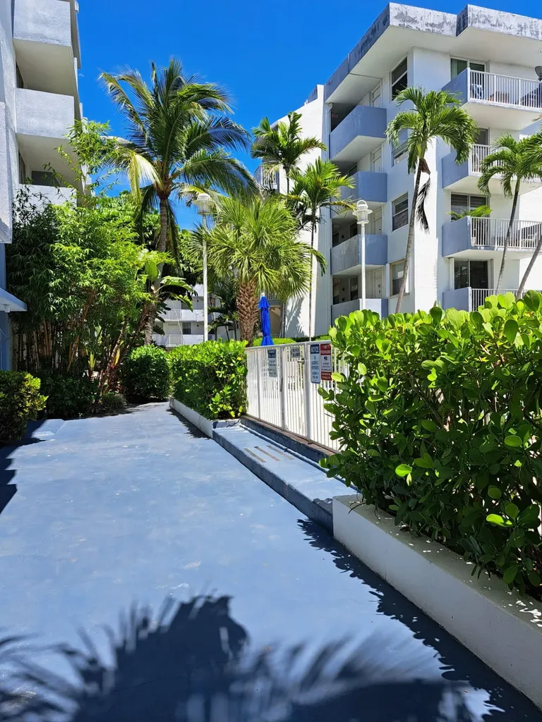 1801 S Treasure Drive North Bay Village FL 33141