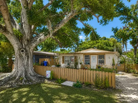 2666 12TH Avenue Vero Beach FL 32960